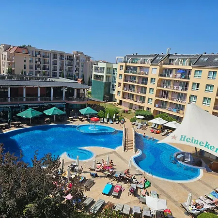 тристаен просторен с две отделни спални Apart Otel Sunny Beach