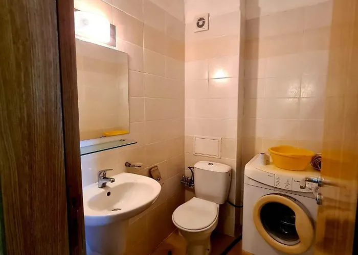 Apart Otel тристаен просторен с две отделни спални Sunny Beach